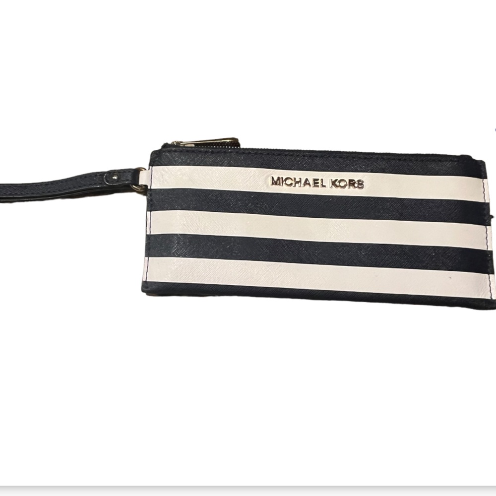 Michael Kors wristlet